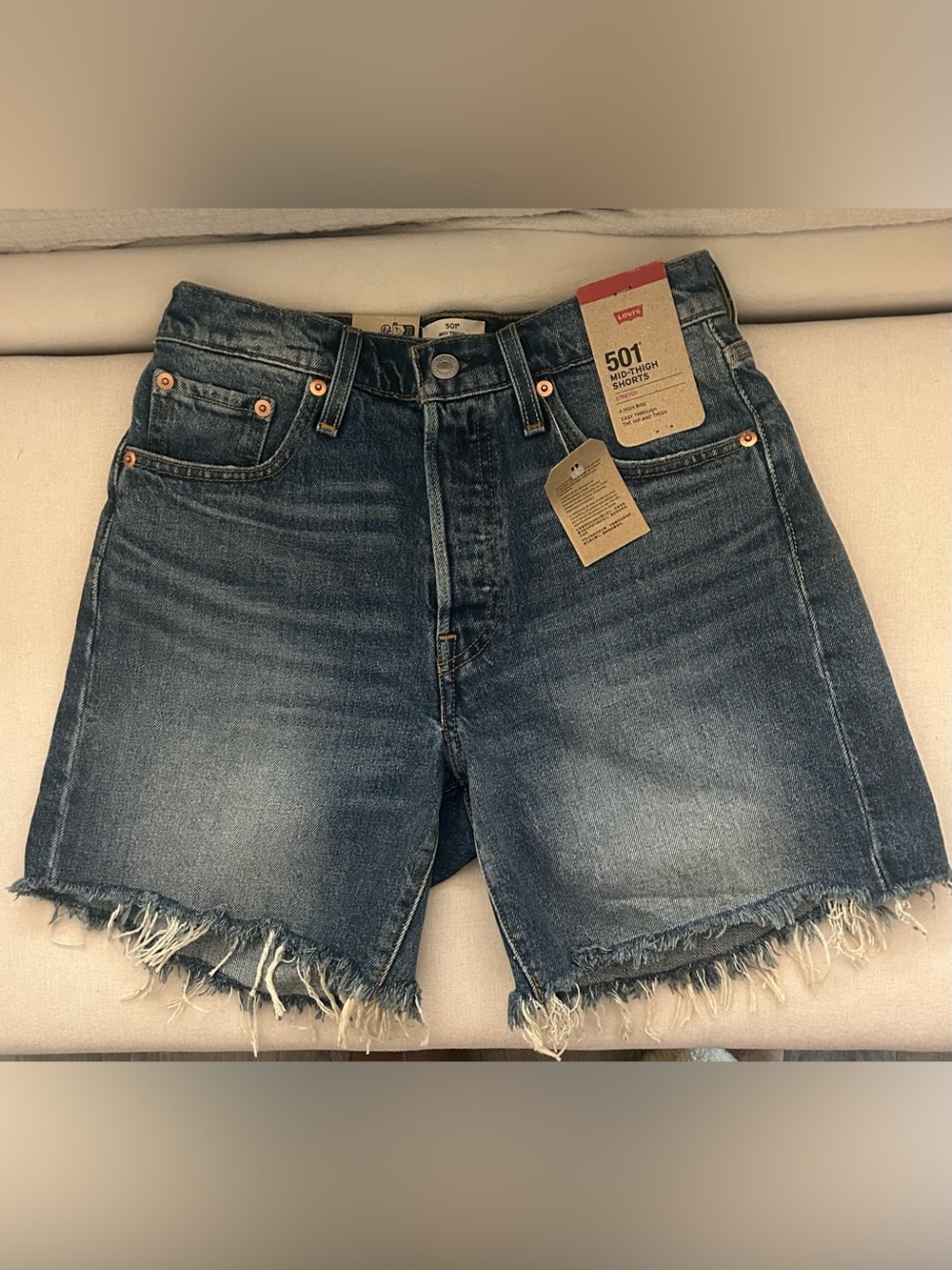 Levi's 501 Mid-Thigh High-Rise Stretch Distressed Denim Shorts NWT- Blue size 25